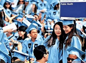新疆720全景与VR全景技术的结合：为用户带来沉浸式体验及其在手绘地图中的应用